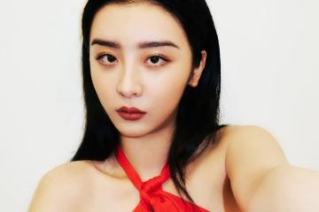 开云体育app-平行时空的对话，当伯纳乌为银河战舰沸腾，布克在凤凰城写下自己的史诗