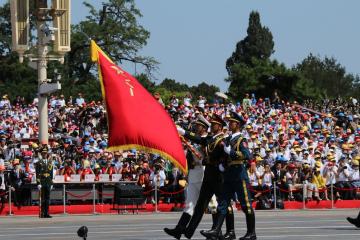 开云体育中国-意甲焦点战，秘鲁风暴单枪匹马斩落里昂巨兽