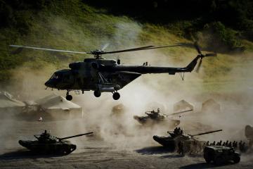 开云体育app-璀璨星光与钢铁丛林，哈利伯顿的纪录之夜与猛龙的团队铁壁