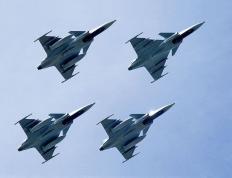 开云体育APP下载-逆袭与统治，当草根铁血撞上王者油门