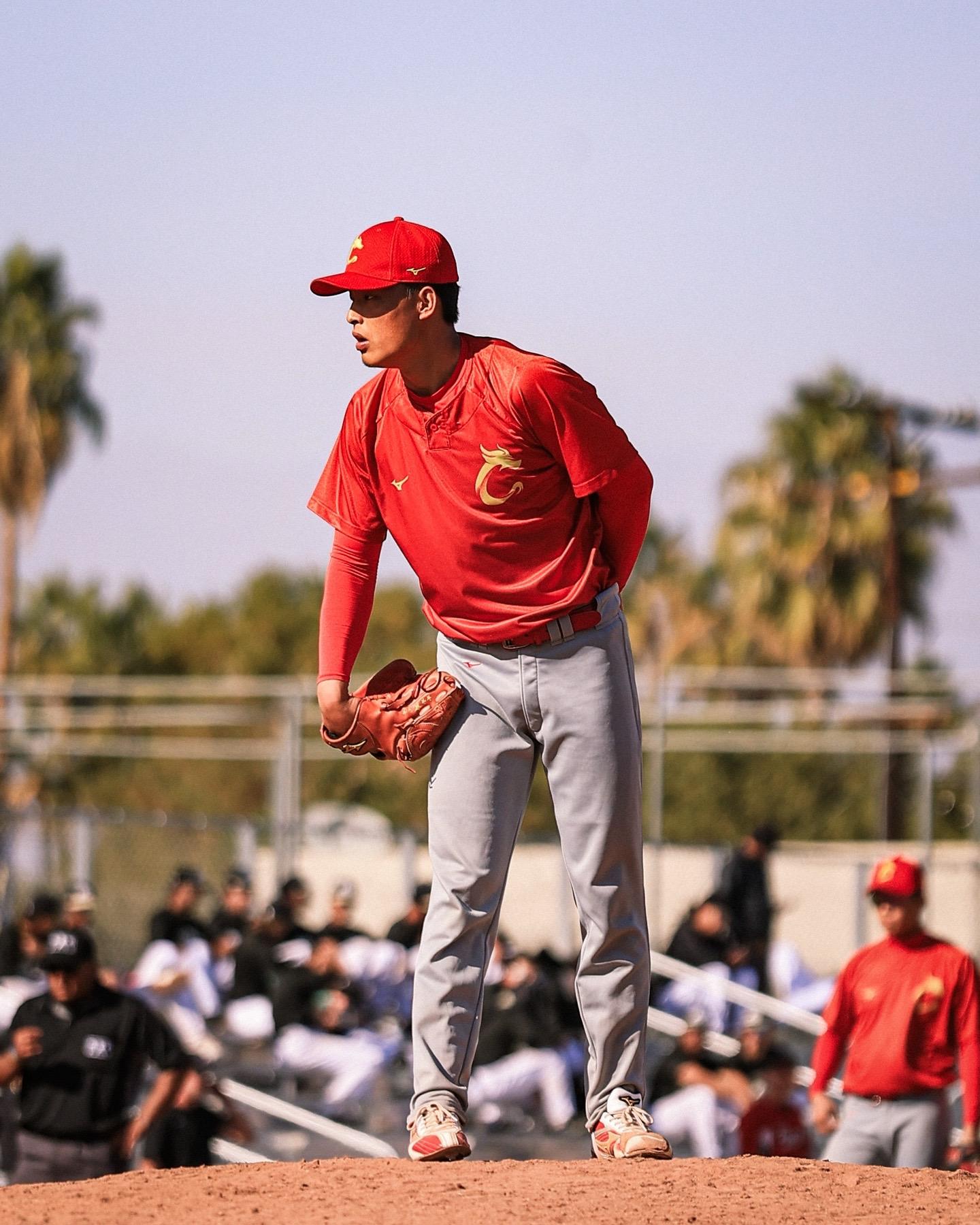 开云体育入口-棒球选手刷新世界纪录，震撼全场的简单介绍