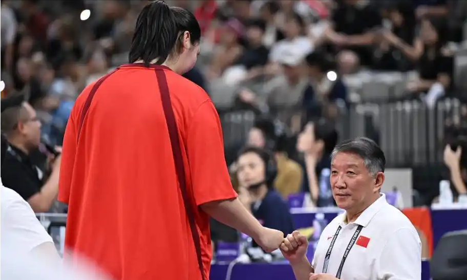 开云体育官方网站-波兰队横扫中国队,张本智和扛起全队