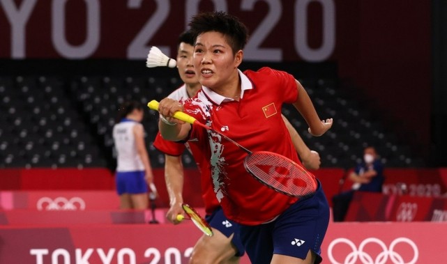 开云体育-中国队碾压日本队,黄鸭组合带队取胜