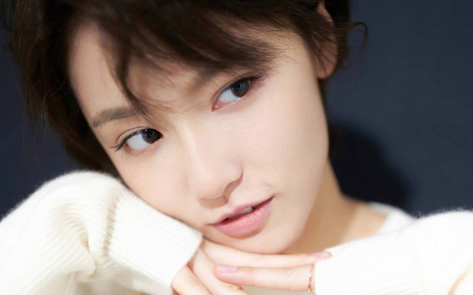 开云APP-双城记,雄鹿铁血战术碾碎骑士,文班亚马盖帽三双击穿历史