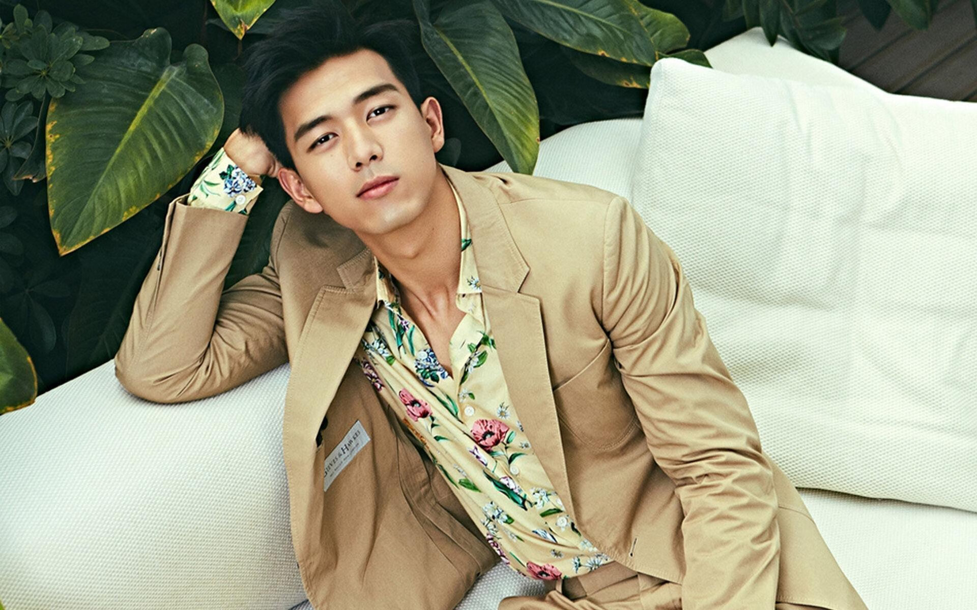 开云体育官网-足球周末双响炮,意甲巅峰对决激战正酣,威尔士强势击溃美国展现实力