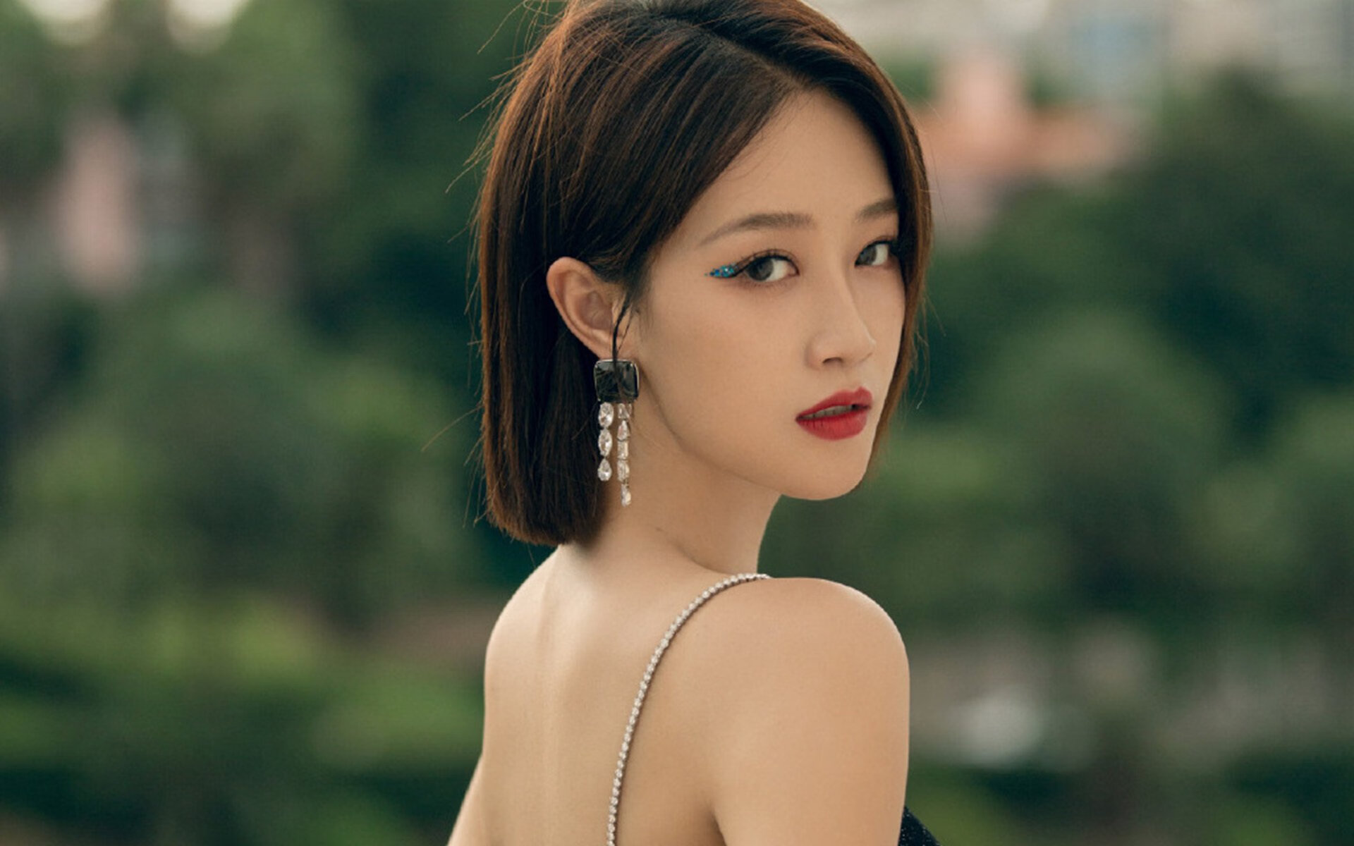 开云体育入口-NBA季后赛之夜,佩德里状态火热,点燃冠军希望